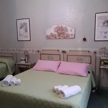 Bed and breakfast Ambrabed Lunghezza Station Extérieur photo